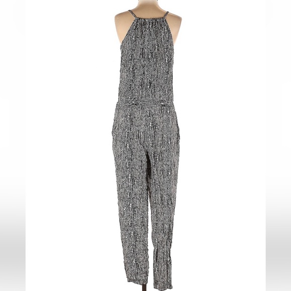 🎯NWOT Splendid Etched Arrow Print Jumpsuit Size Small - Picture 3 of 10